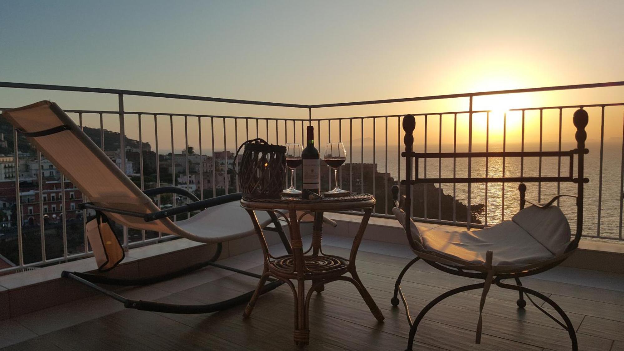 Mirailmare Guesthouse Вико-Экуенсе Экстерьер фото